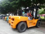 深圳搬运行业采购杭州叉车案例